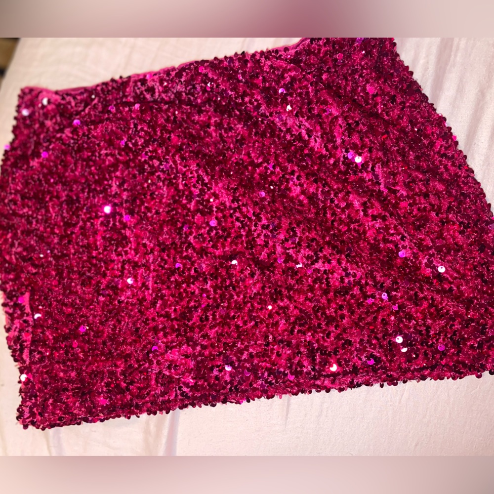 PINK SPARKLY SEQUIN FASHION NOVA SKIRT